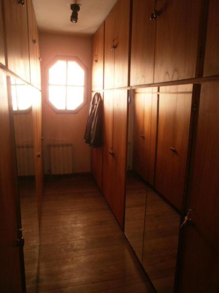 Casa en Venta, 430 m, 4 Dorm. 5