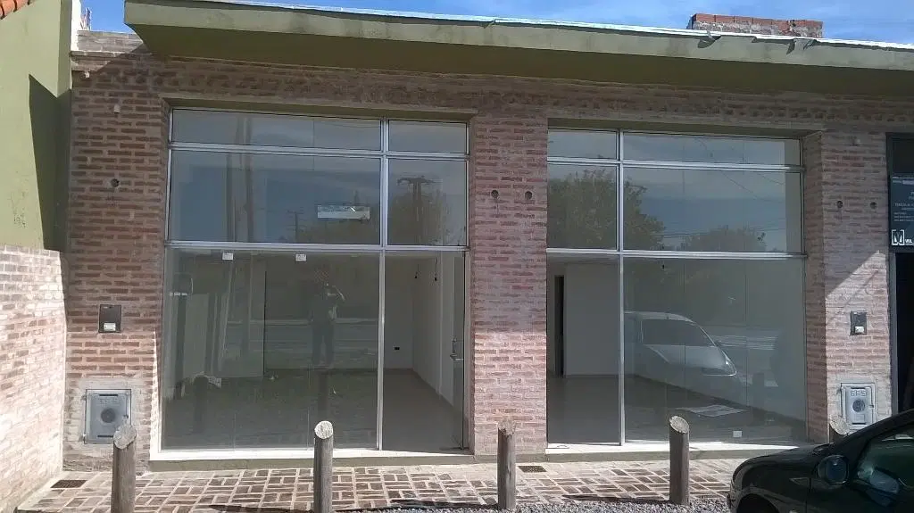 Local alquiler en GONNET 1