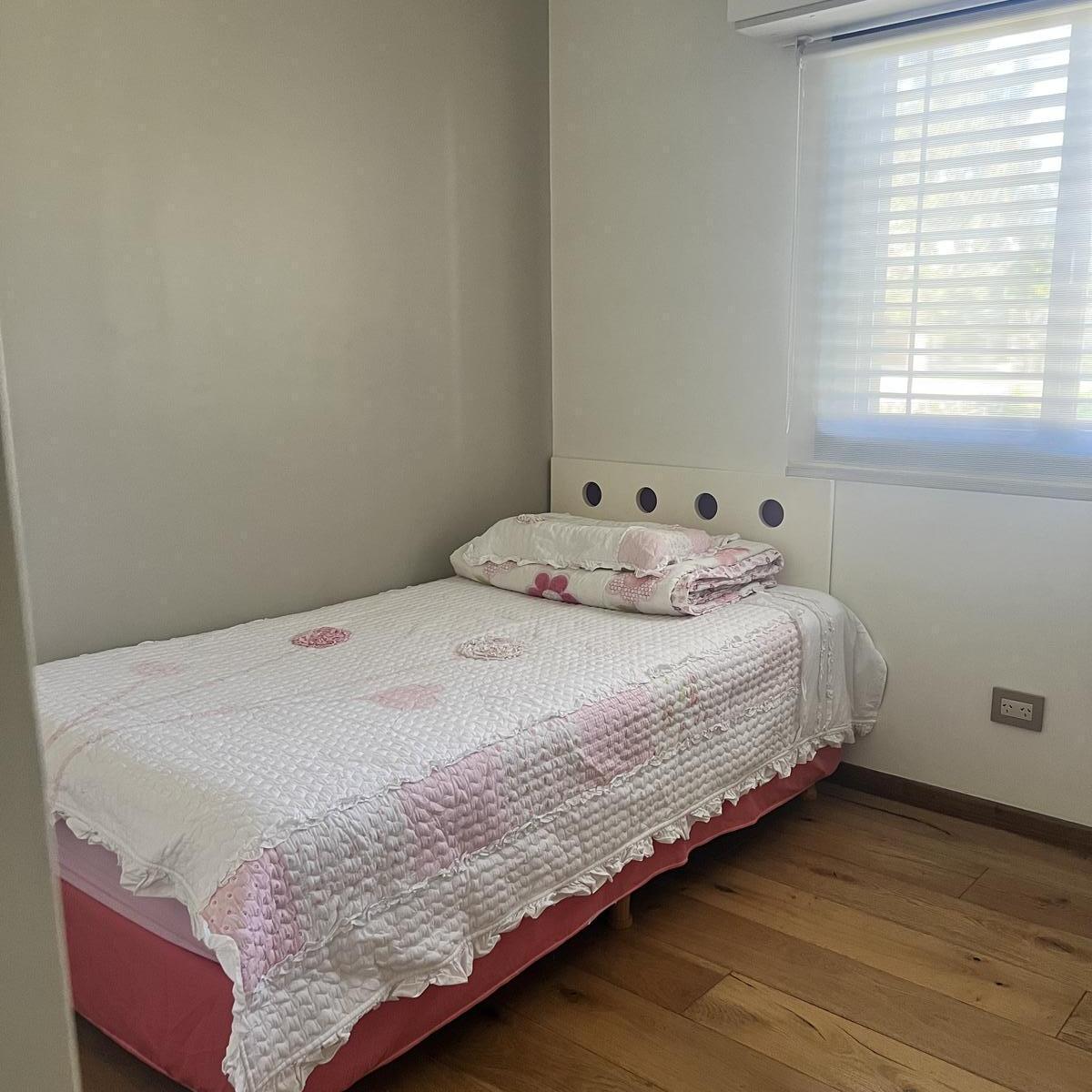 Foto de EXCELENTE CASA EN UNA SOLA PLANTA SOBRE 3000 METROS, imagen 4
