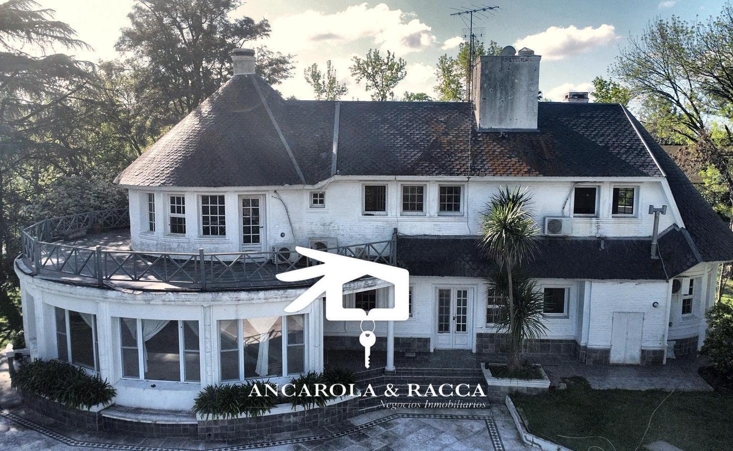 Foto de Excepcional Casa en Golfer's Country Club, imagen 3