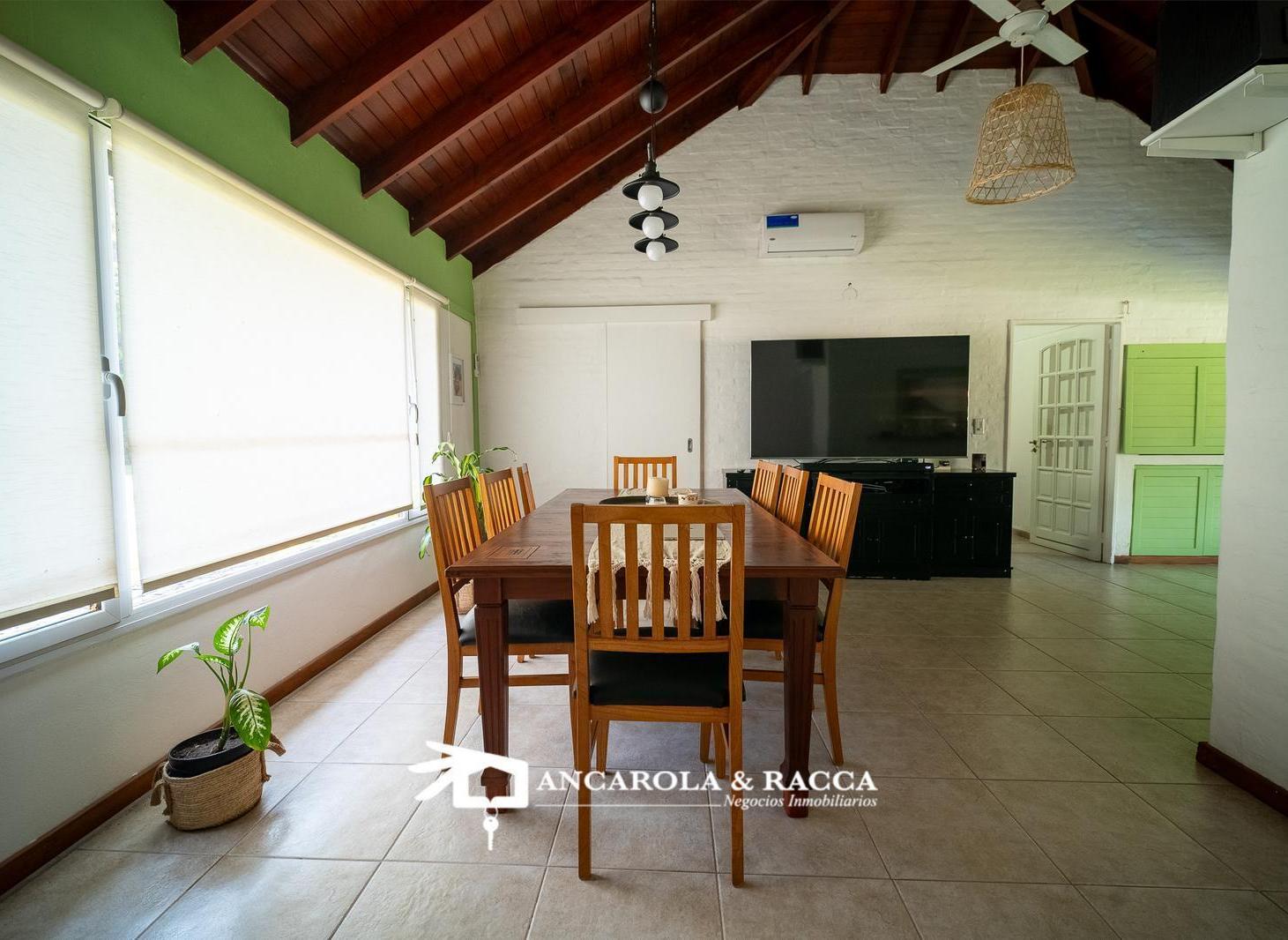 Foto de Chalet clásico en una planta, imagen 4