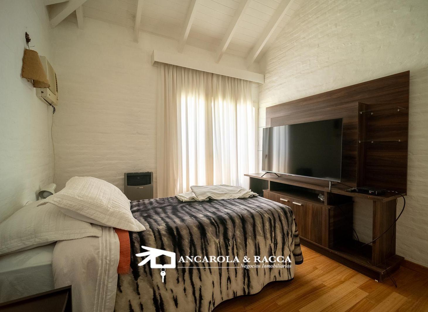 Foto de Chalet clásico en una planta, imagen 3