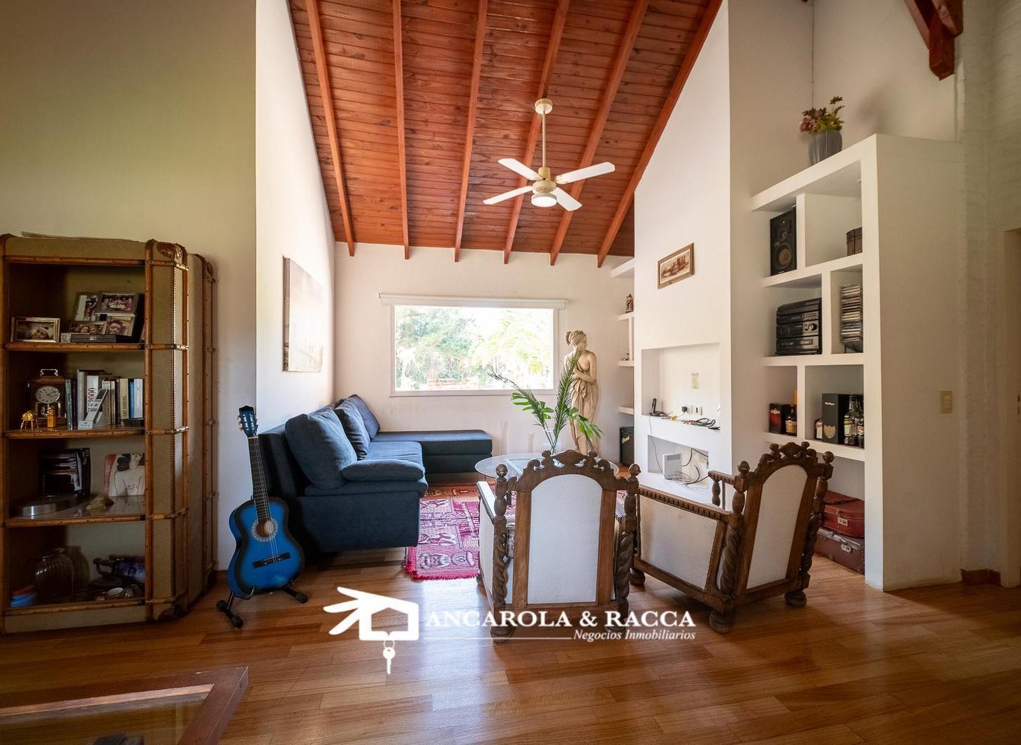 Foto de Chalet clásico en una planta, imagen 2