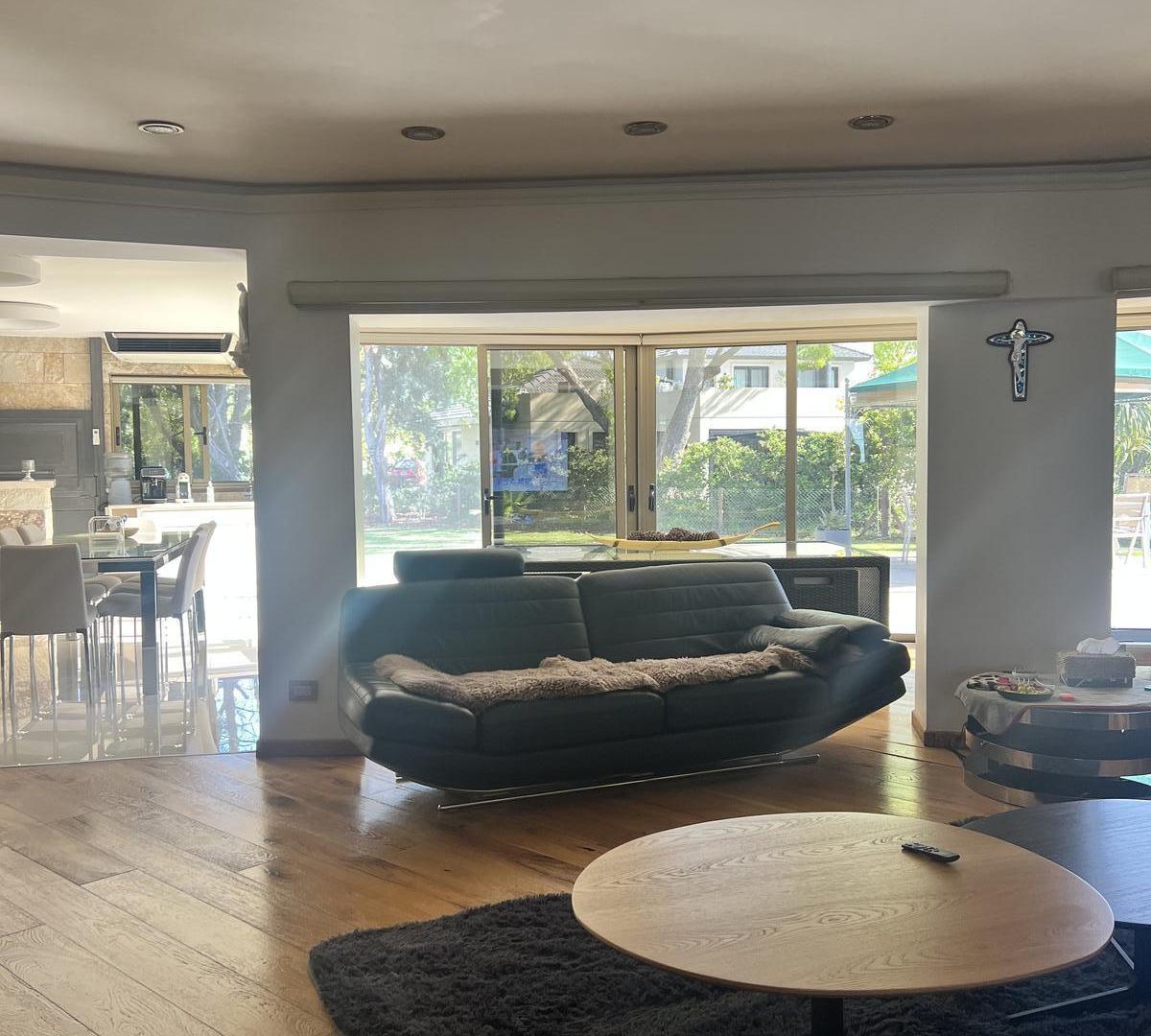 Foto de EXCELENTE CASA EN UNA SOLA PLANTA SOBRE 3000 METROS, imagen 2