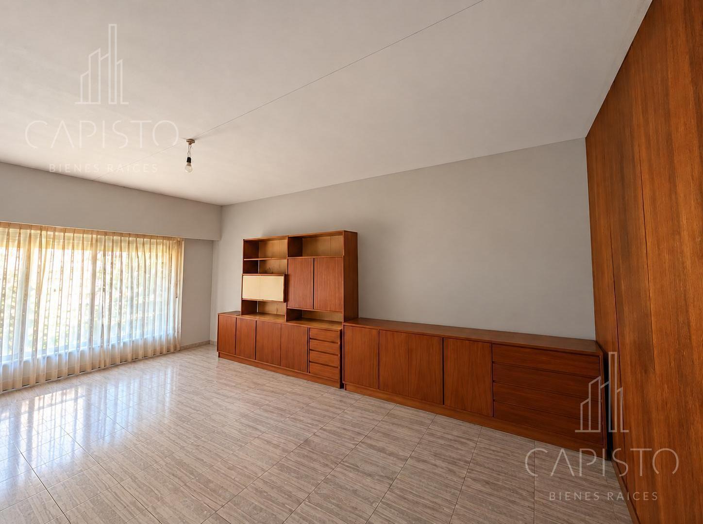 Foto de Casa en venta en Caseros, 4 ambientes con patio jardín y garage!, imagen 4