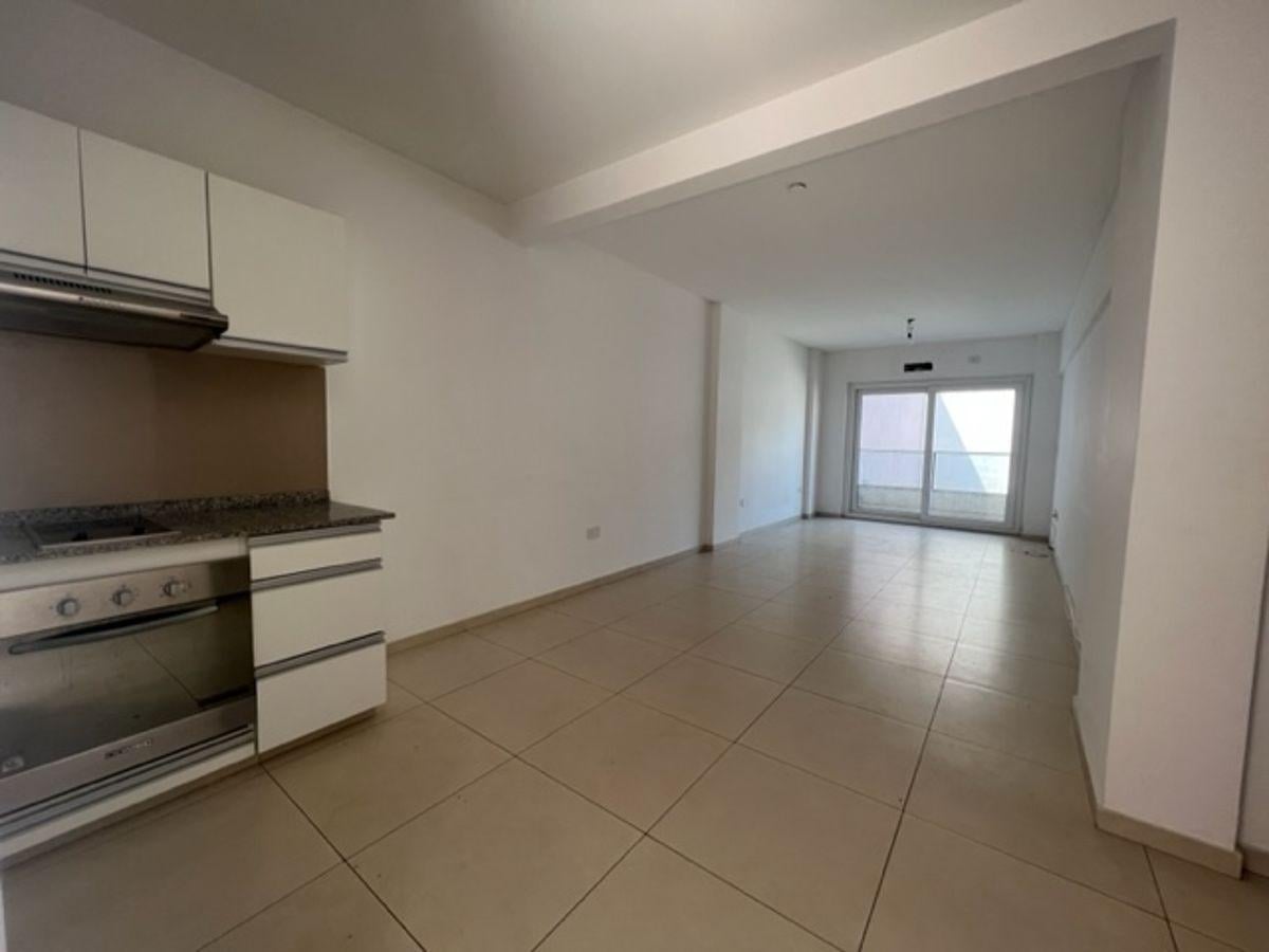 Foto de Monoambiente con patio y Balcón - Super Luminoso. - Villa Santa Rita -, imagen 5