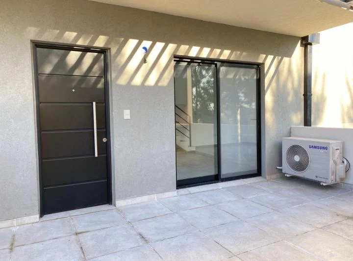 Excelente Duplex en Altos del Encuentro 4
