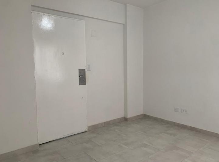 Departamento en Monserrat 3