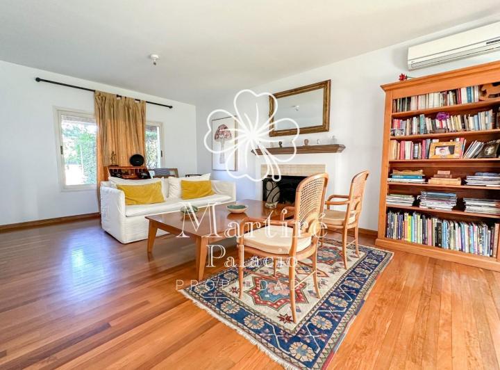 Casa en venta, 5 habitaciones, Punta chica dentro de Barrio cerrado 5