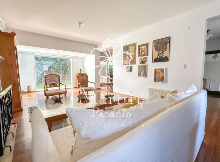 Casa en venta, 5 habitaciones, Punta chica dentro de Barrio cerrado 3