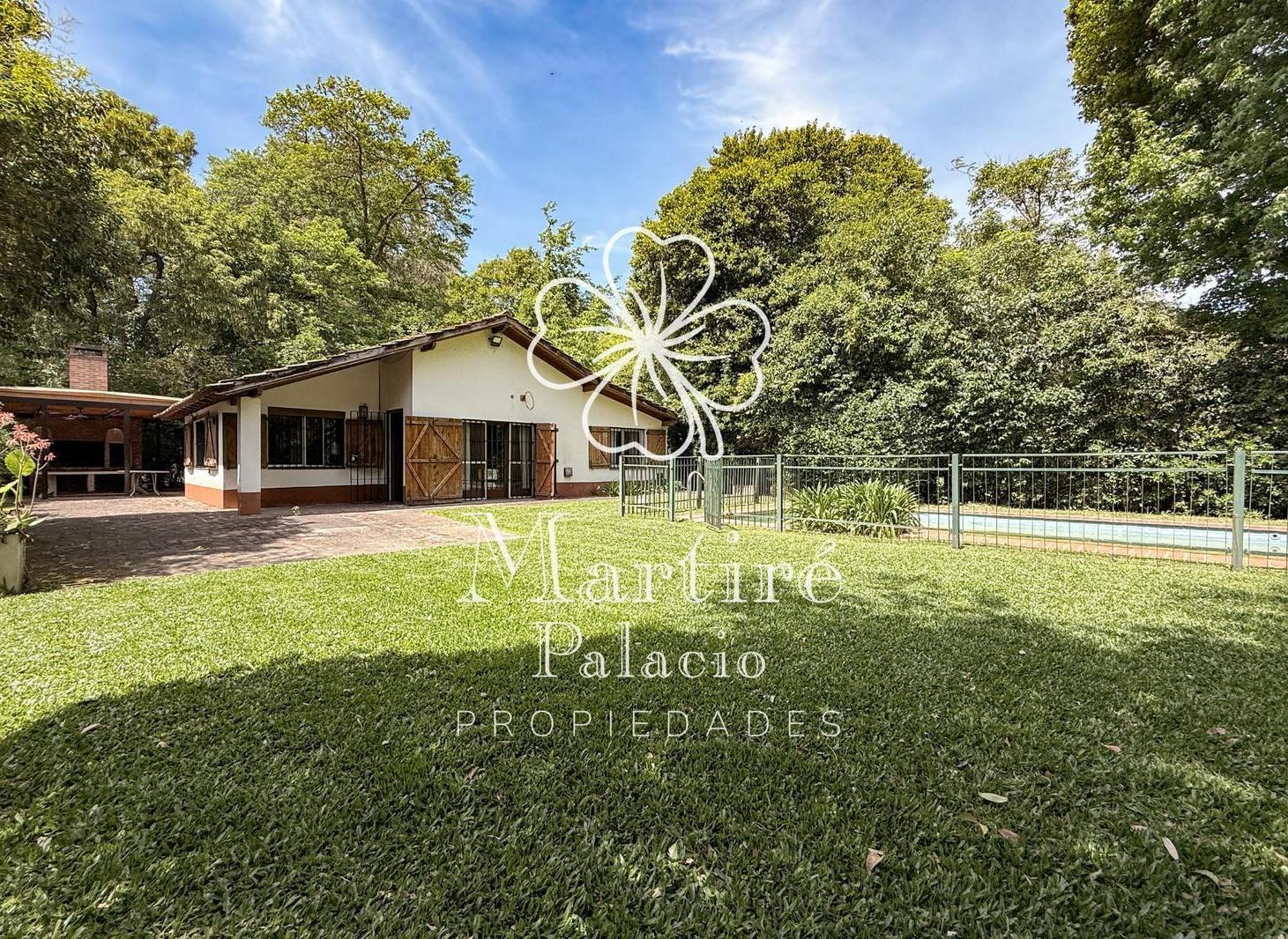 Casa en venta. Barrio Los Nogales. Los Polvorines
