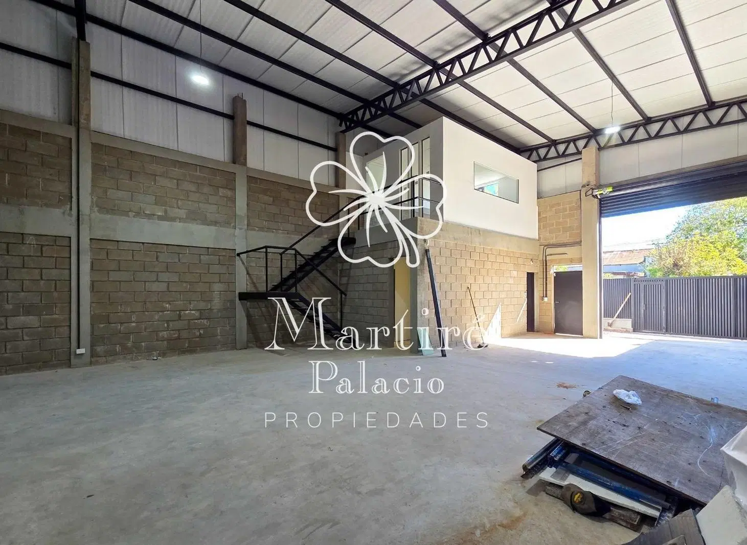 Venta Local Depósito Parque Industrial Tigre 2