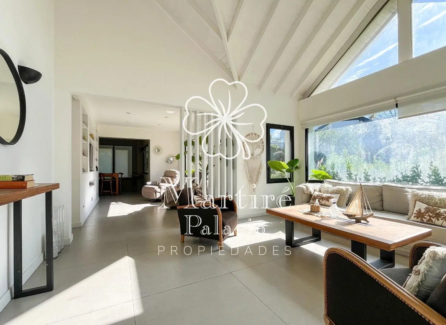 VENTA Casa con 5 dormitorios, en Mayling C.C. Pilar 5