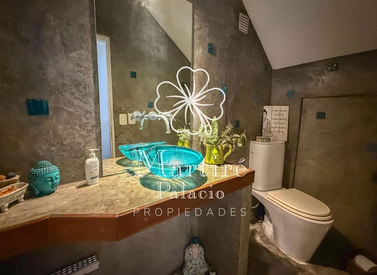 Excelente Casa en venta Barrio Los Nogales. 4