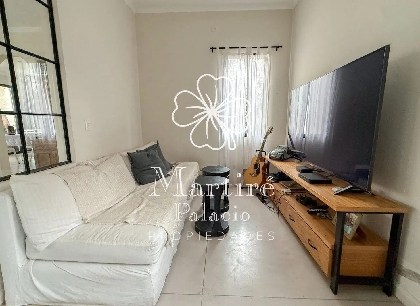 Casa en venta. Barrio CUBA. Villa de Mayo 5