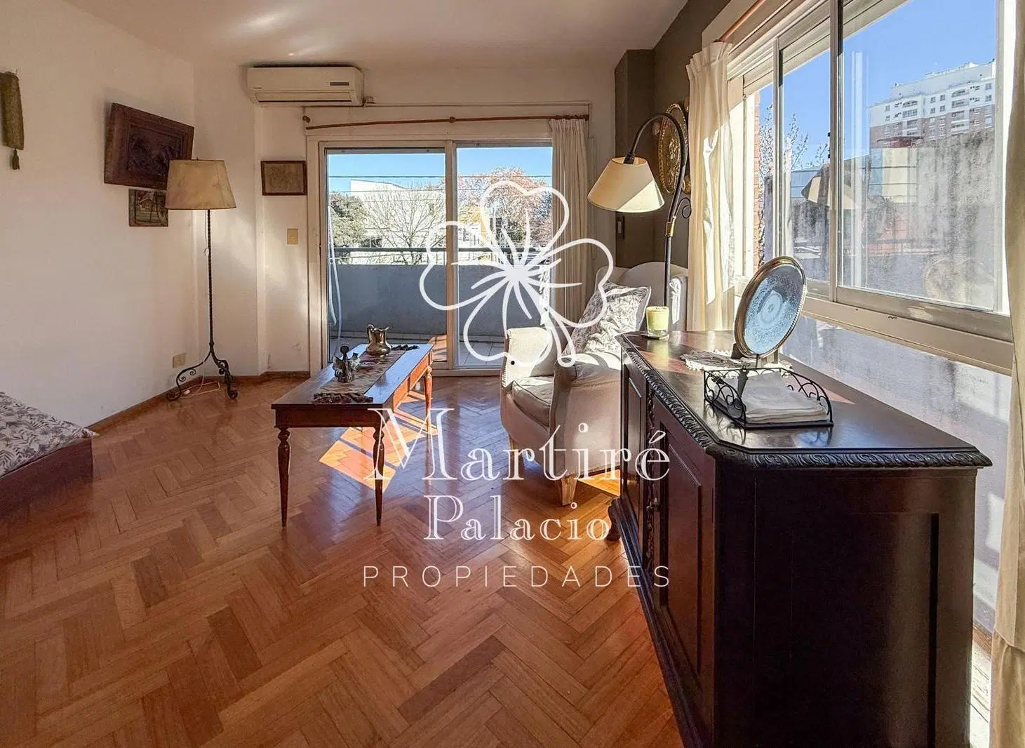 VENTA Departamento 2 ambientes balcon cochera Centenario 2100 Beccar 2