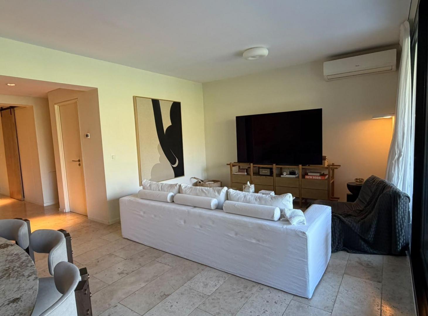 Foto de Alquiler Depto PB con Jardín en Urbana Las Lomas, imagen 5