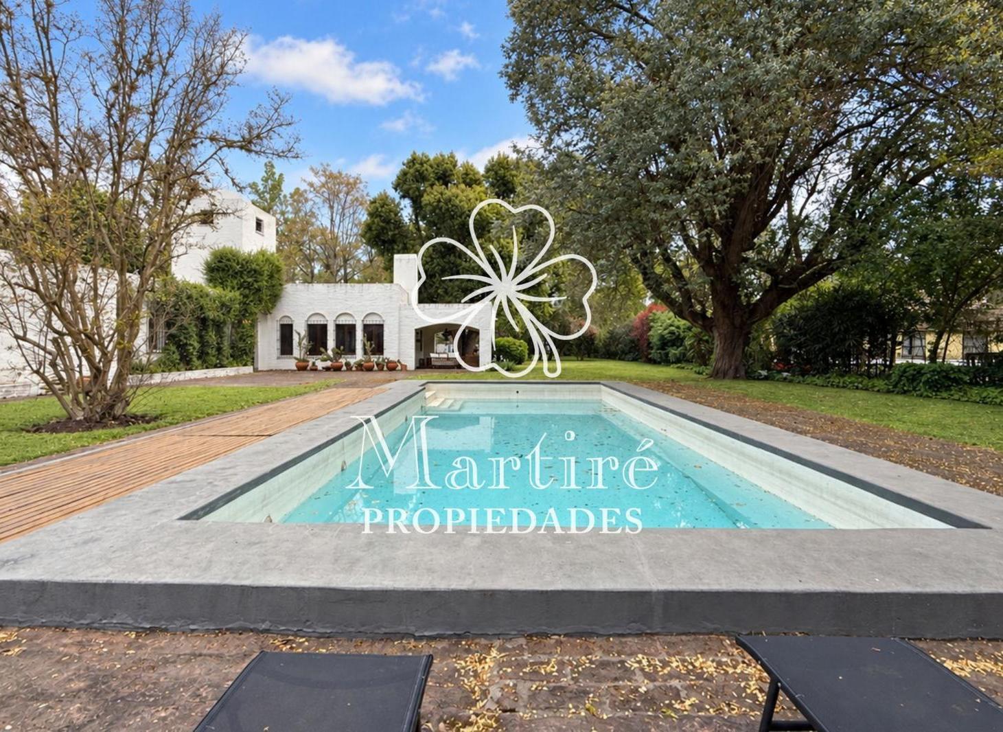 Foto de Casa en venta. Barrio Los Tilos. Jardin y pileta, imagen 2