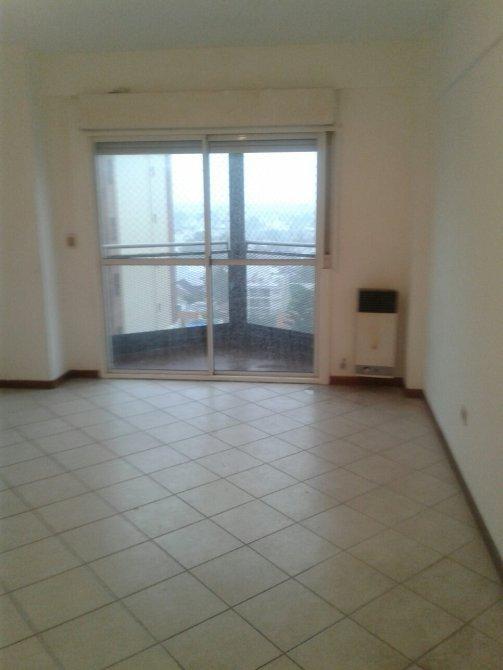Oportunidad! Venta Dpto 3 Amb. Lomas de Zamora. Estado Impecable! 1
