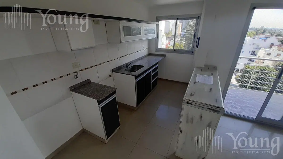 Departamento dos ambientes con cochera en alquiler Wilde centro 4