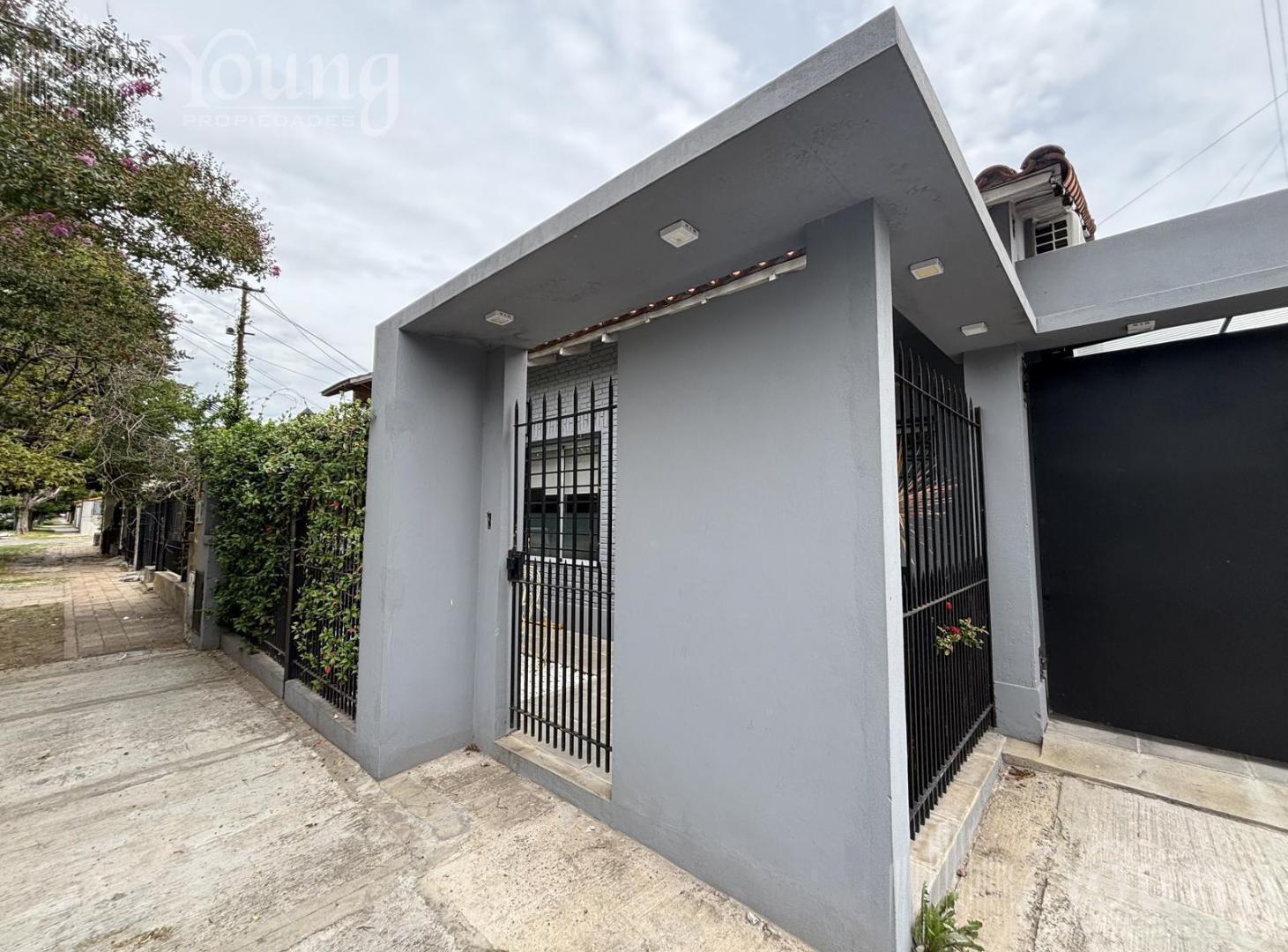 CASA EN VENTA 3 AMBIENTES REFACCIONADA