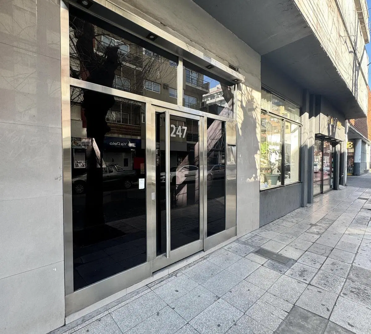 Venta/Alquiler Departamento en Quilmes 2