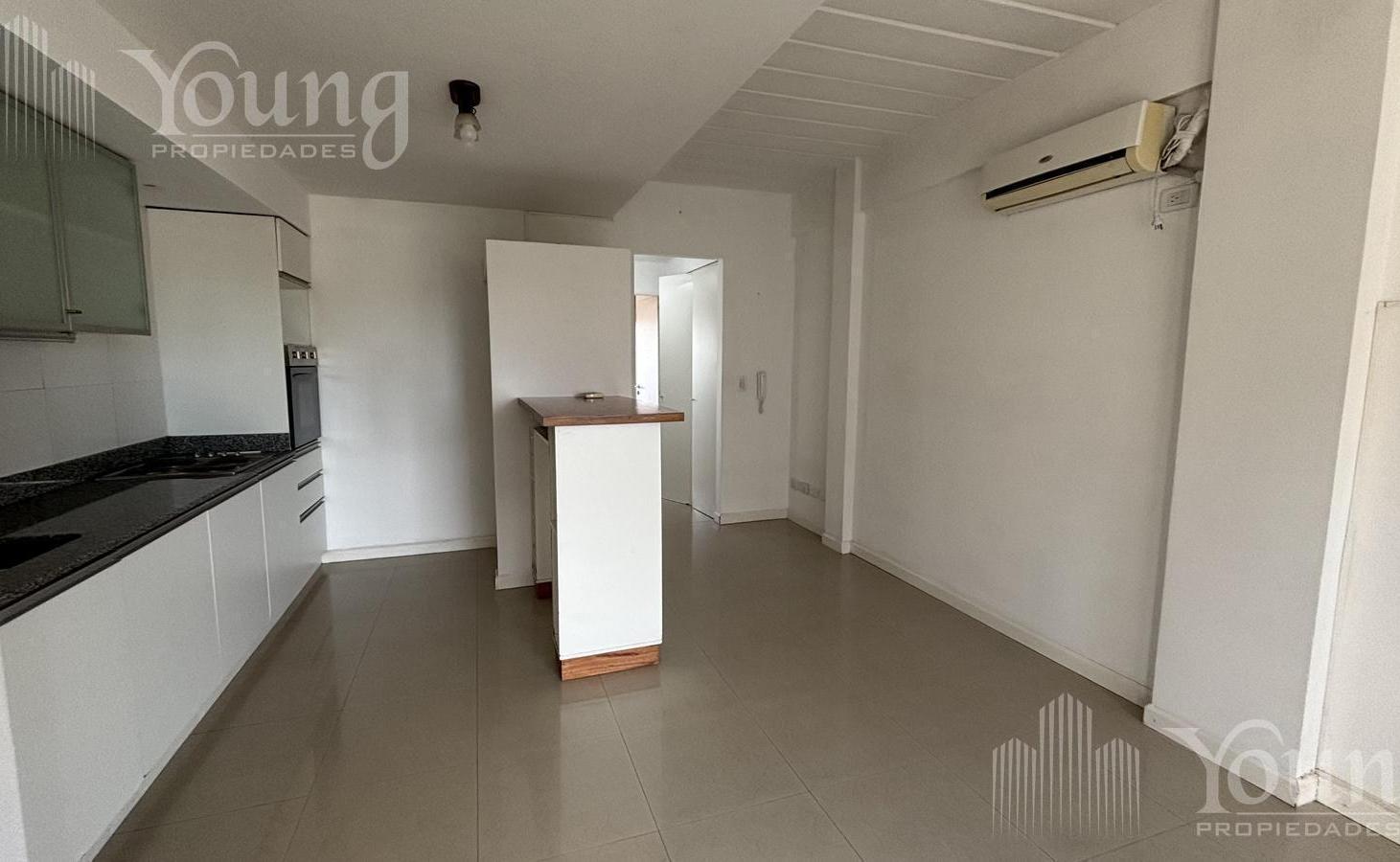 Departamento VENTA con balcon y cochera