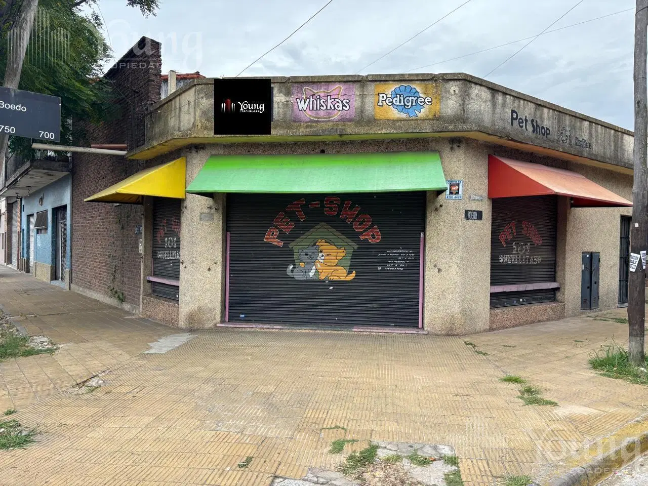 Local en Bernal Oeste 2