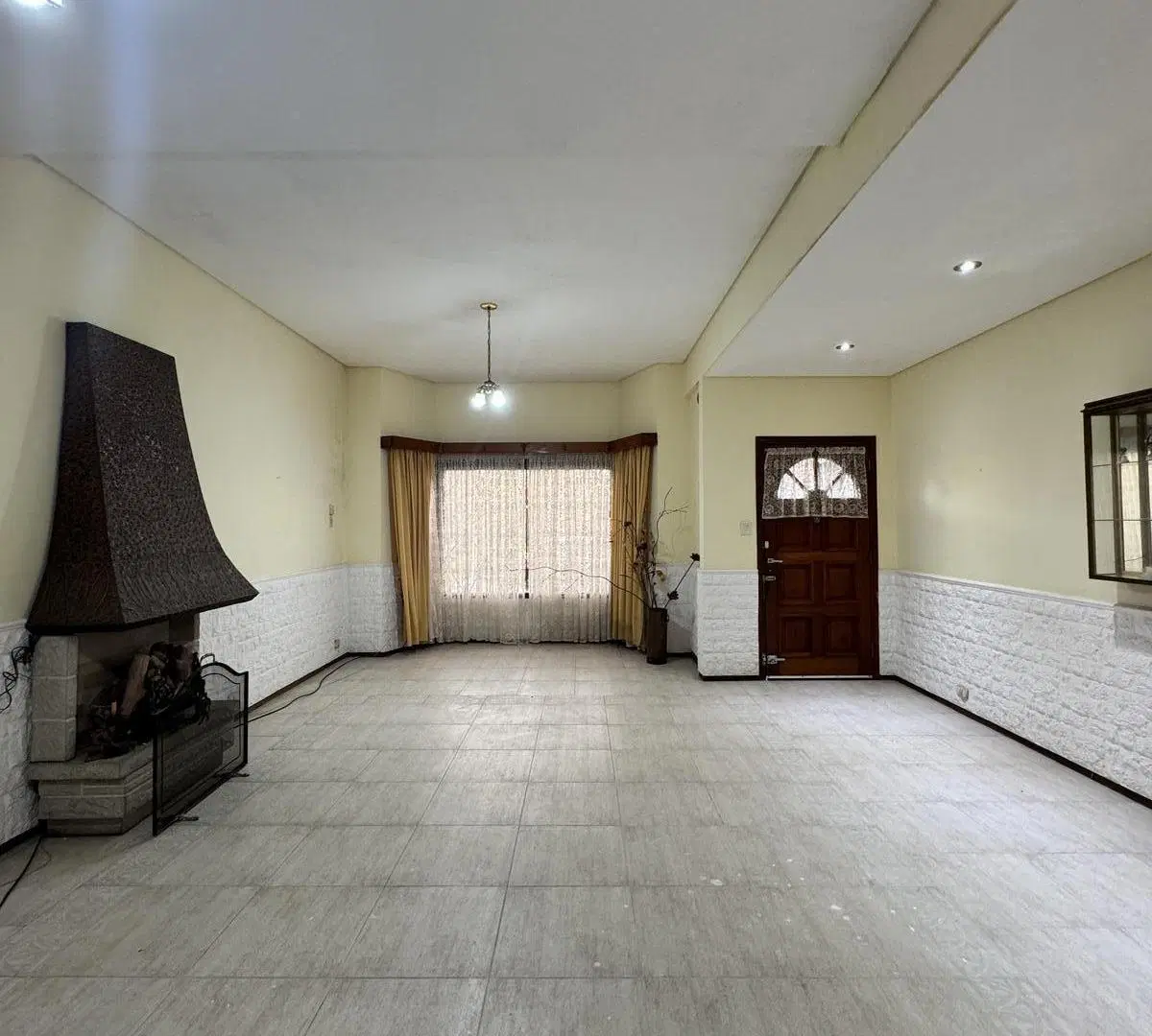 Venta Casa 2 ambientes en Bernal 2