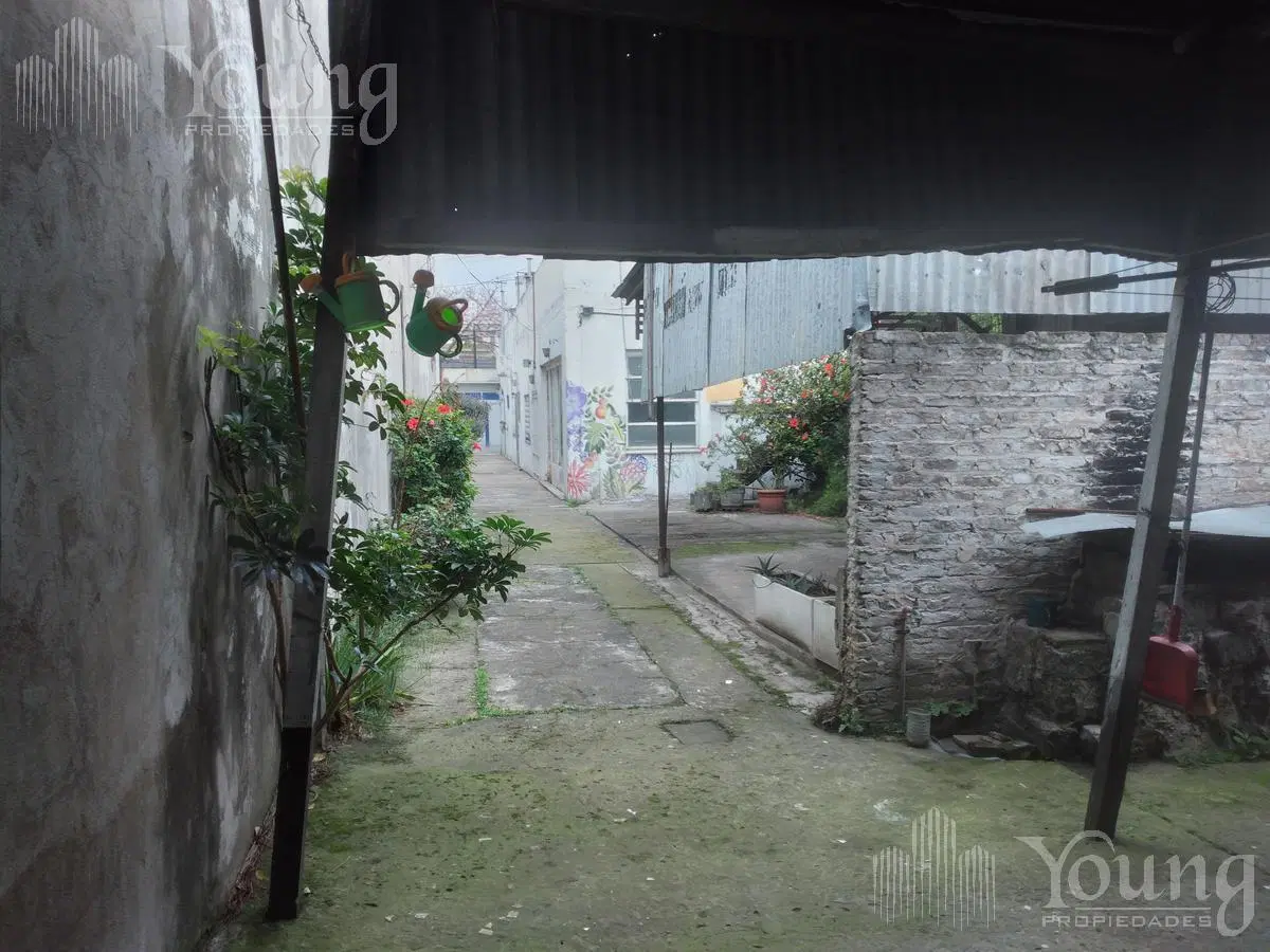Casa o terreno en venta en Wilde 2