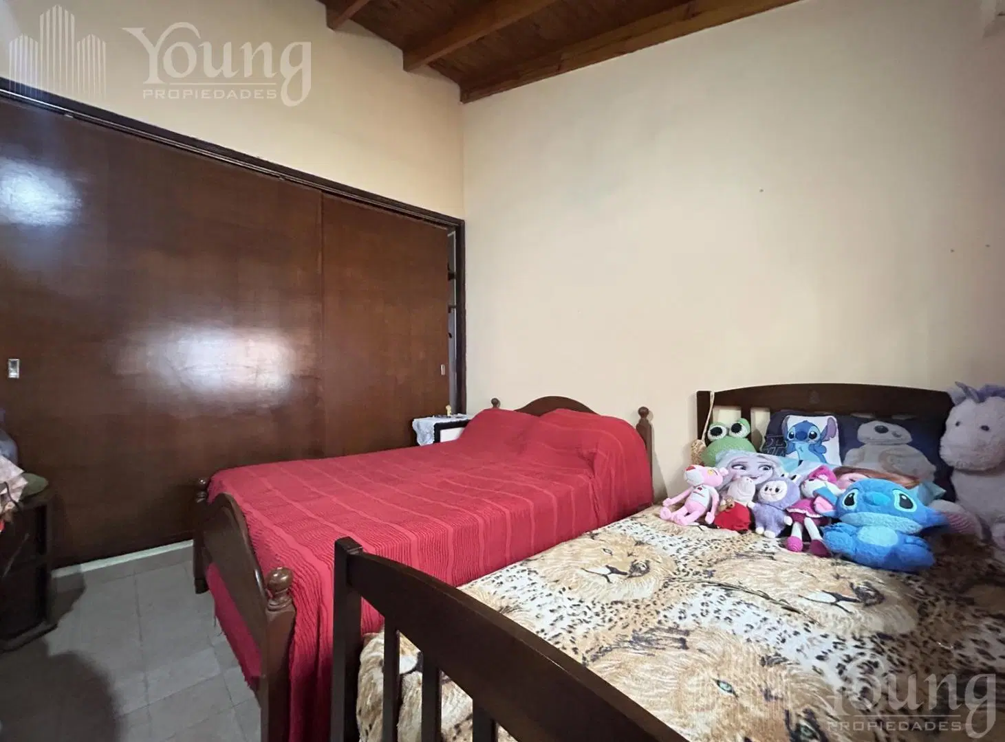 VENTA PH 2 AMBIENTES CON PATIO Y PARRILLA EN SARANDÍ 8