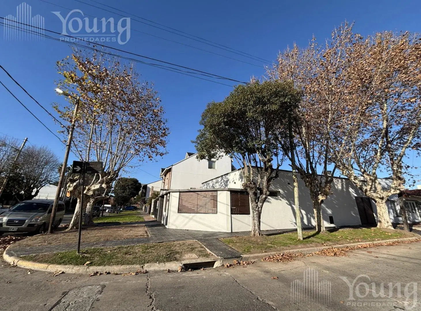 PH 3 Ambientes en Esquina | Refaccionado a Nuevo | Smart Home | 2 Cocheras 3