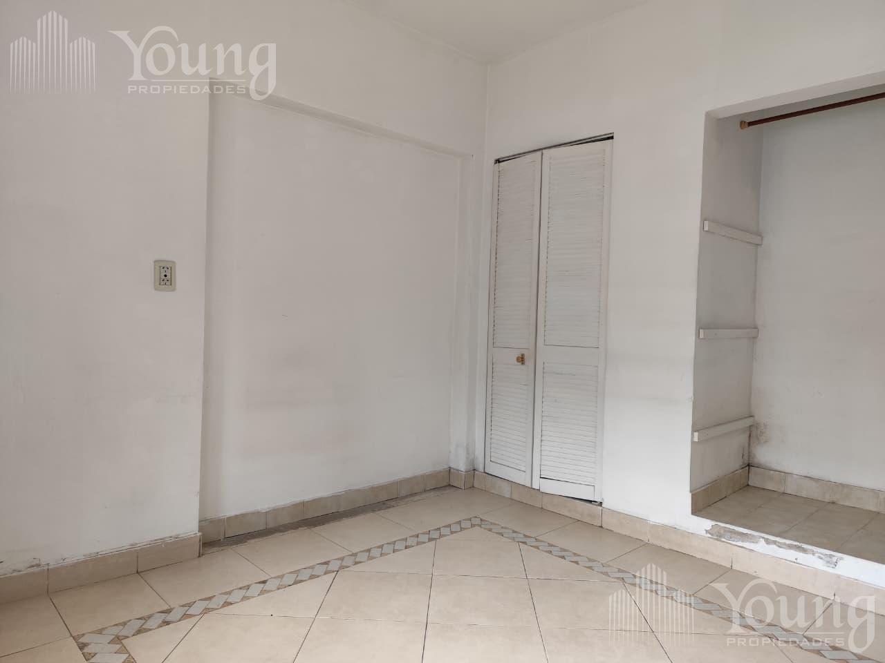 Foto de Ph dos ambientes apto profesional en alquiler centro de Wilde, imagen 4