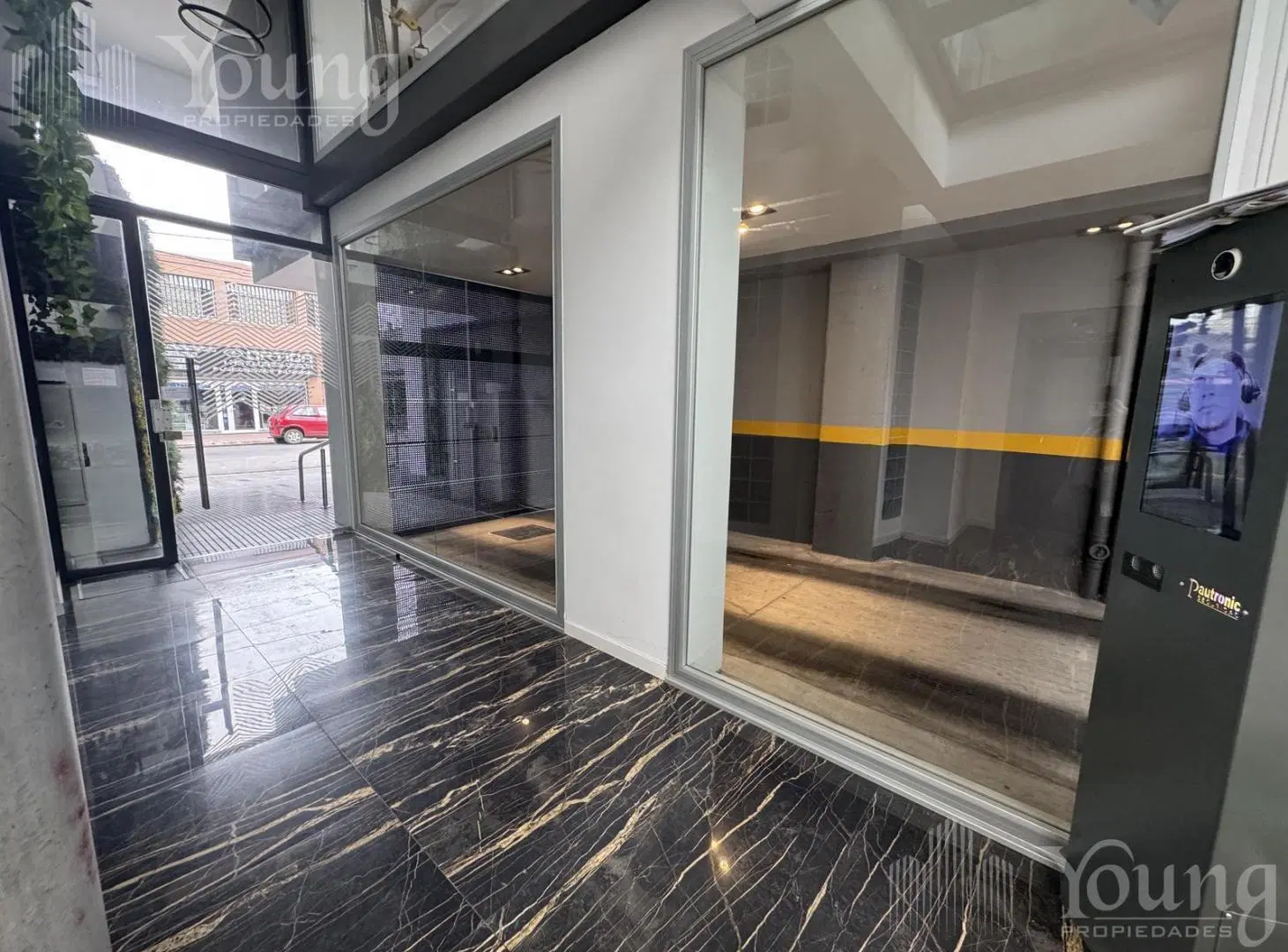 Departamento 2 ambientes con cochera venta en Wilde 5