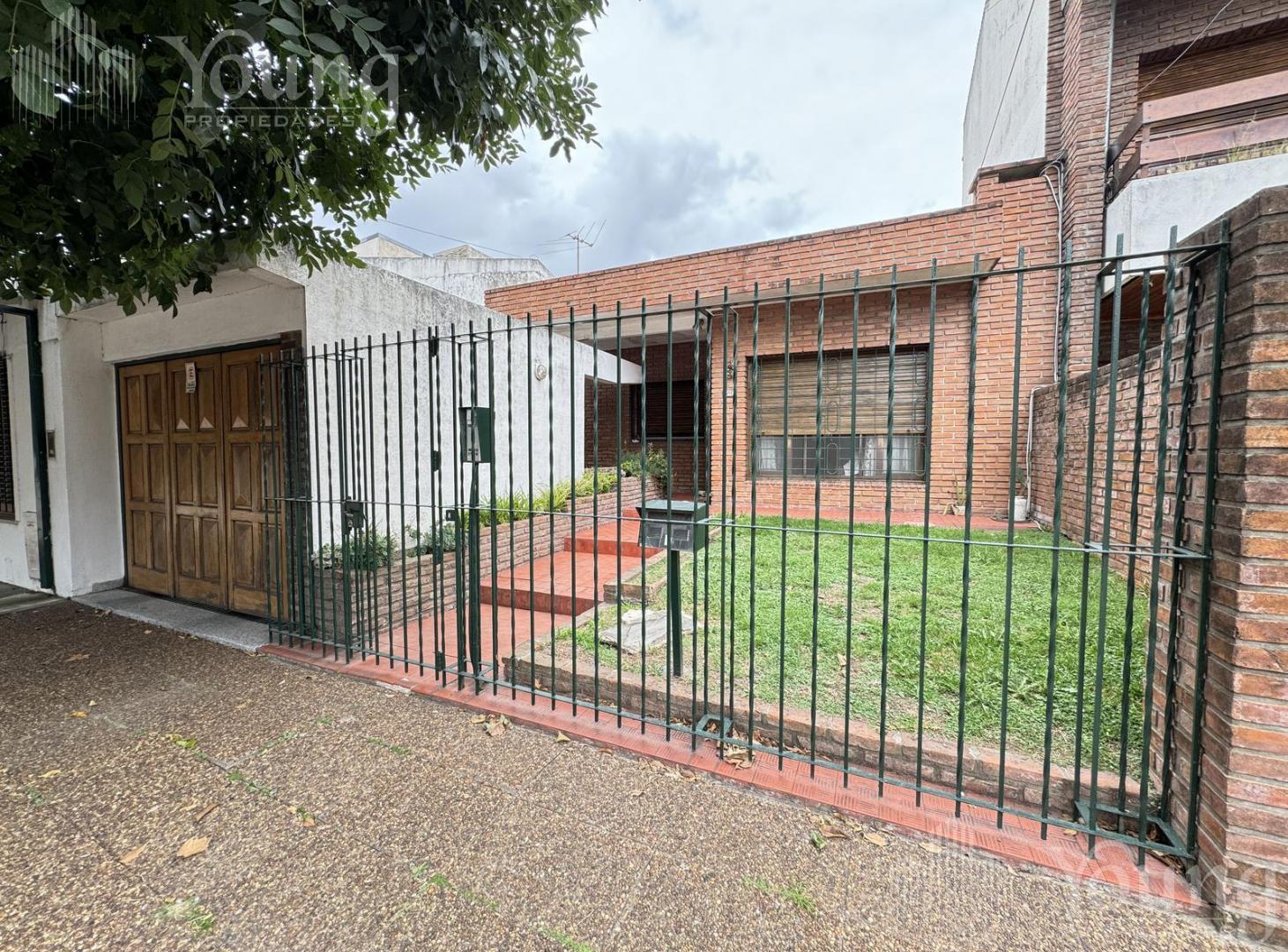 Foto de Venta casa 3 ambientes en Bernal apta credito, imagen 2
