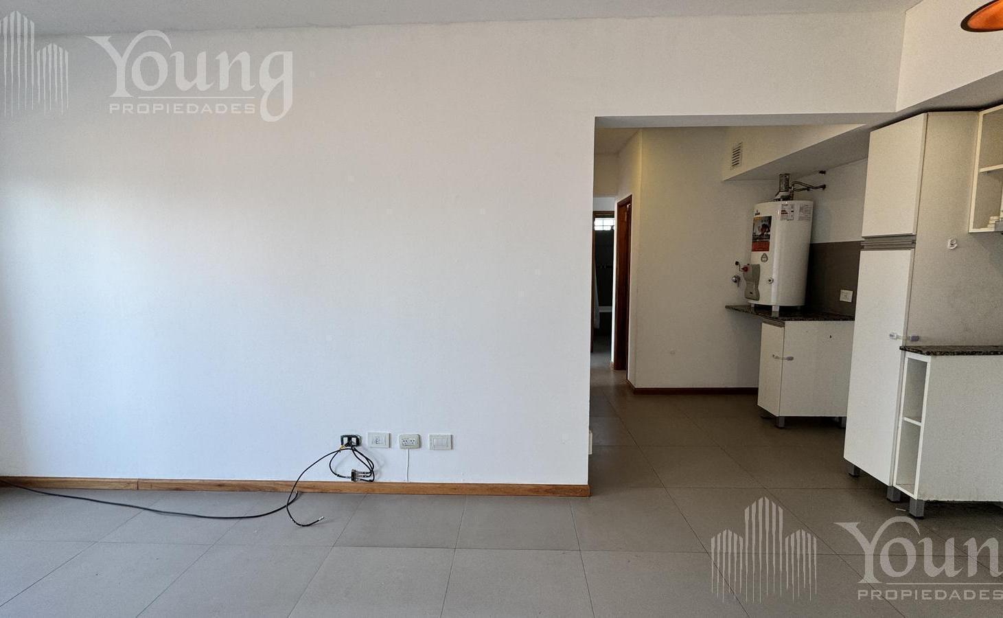 Foto de Venta Departamento 3 ambientes Bernal centro, imagen 2