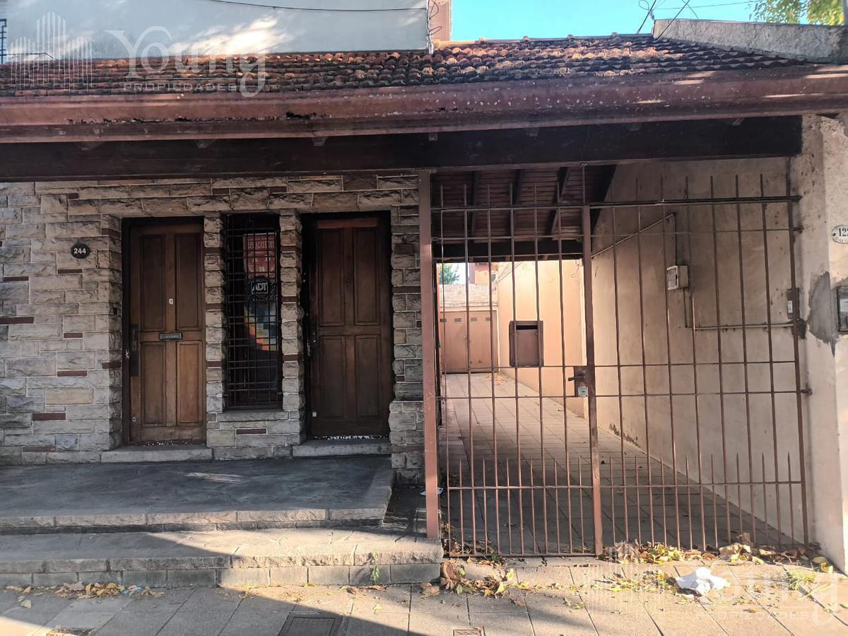 Foto de Departamento 4 ambientes con cochera en venta Bernal, imagen 4