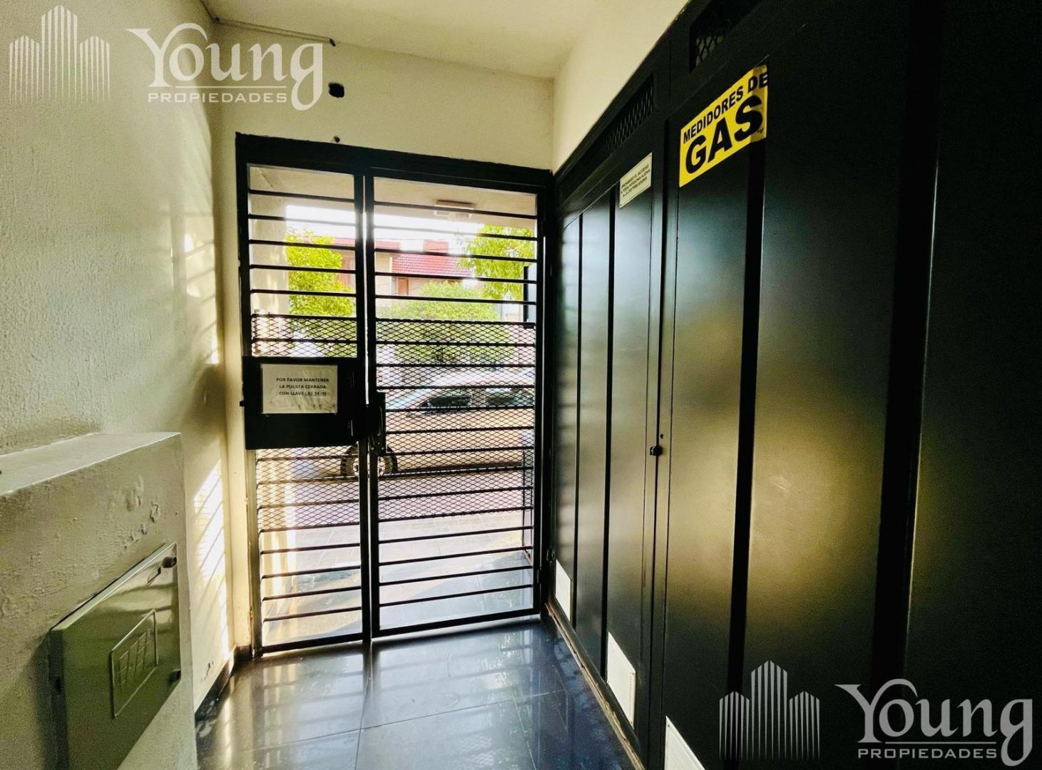 Foto de Departamento 3 ambientes en venta en Sarandí, imagen 1