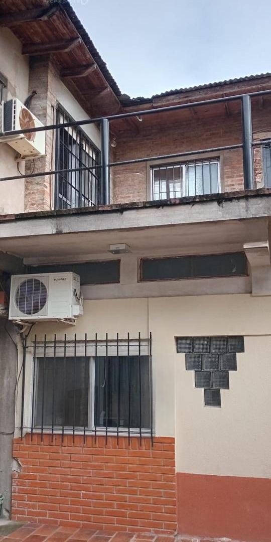 Foto de PH en Bernal Este, imagen 1