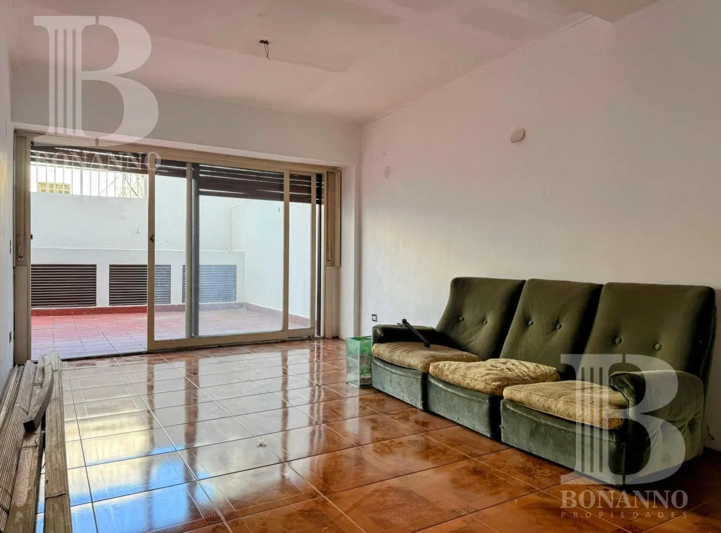 Departamento 4 Amb con Patio en Almagro 2