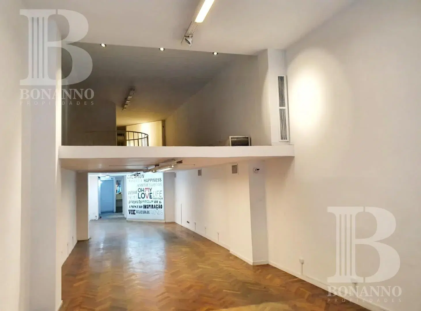 VENTA IMPORTANTE LOCAL COMERCIAL APTO GASTRONOMIA en calle FLORIDA 8