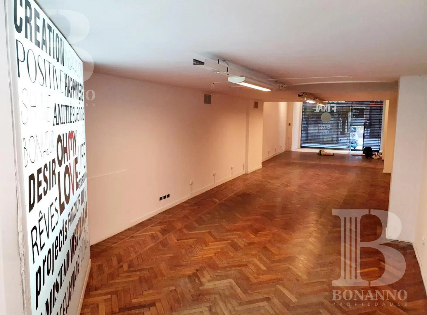 VENTA IMPORTANTE  LOCAL COMERCIAL  APTO GASTRONOMIA en calle FLORIDA 3