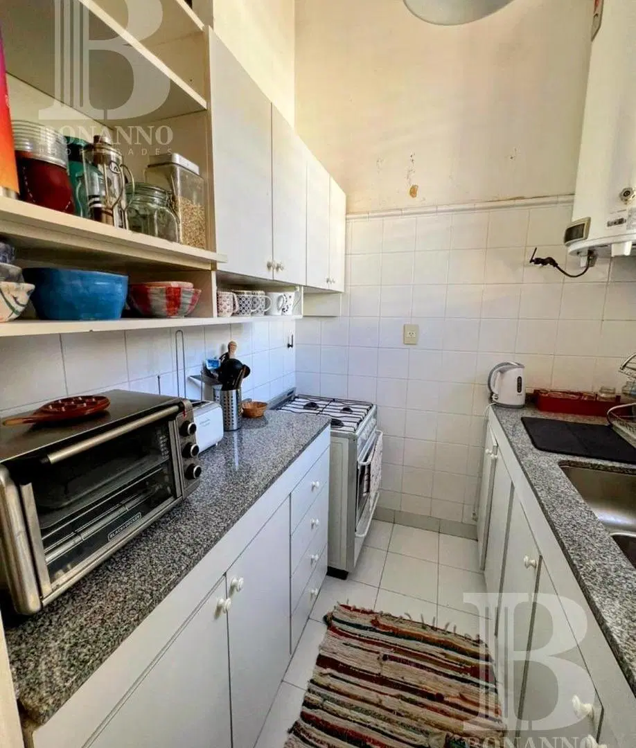 Departamento 4 Amb con Dependencia en Retiro 5