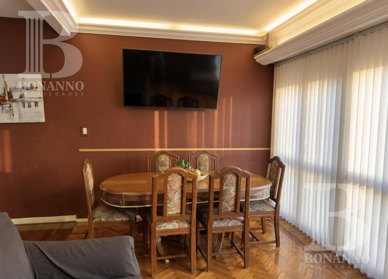 Foto de VENTA DEPARTAMENTO TRES AMB RECICLADO en Belgrano R, imagen 2