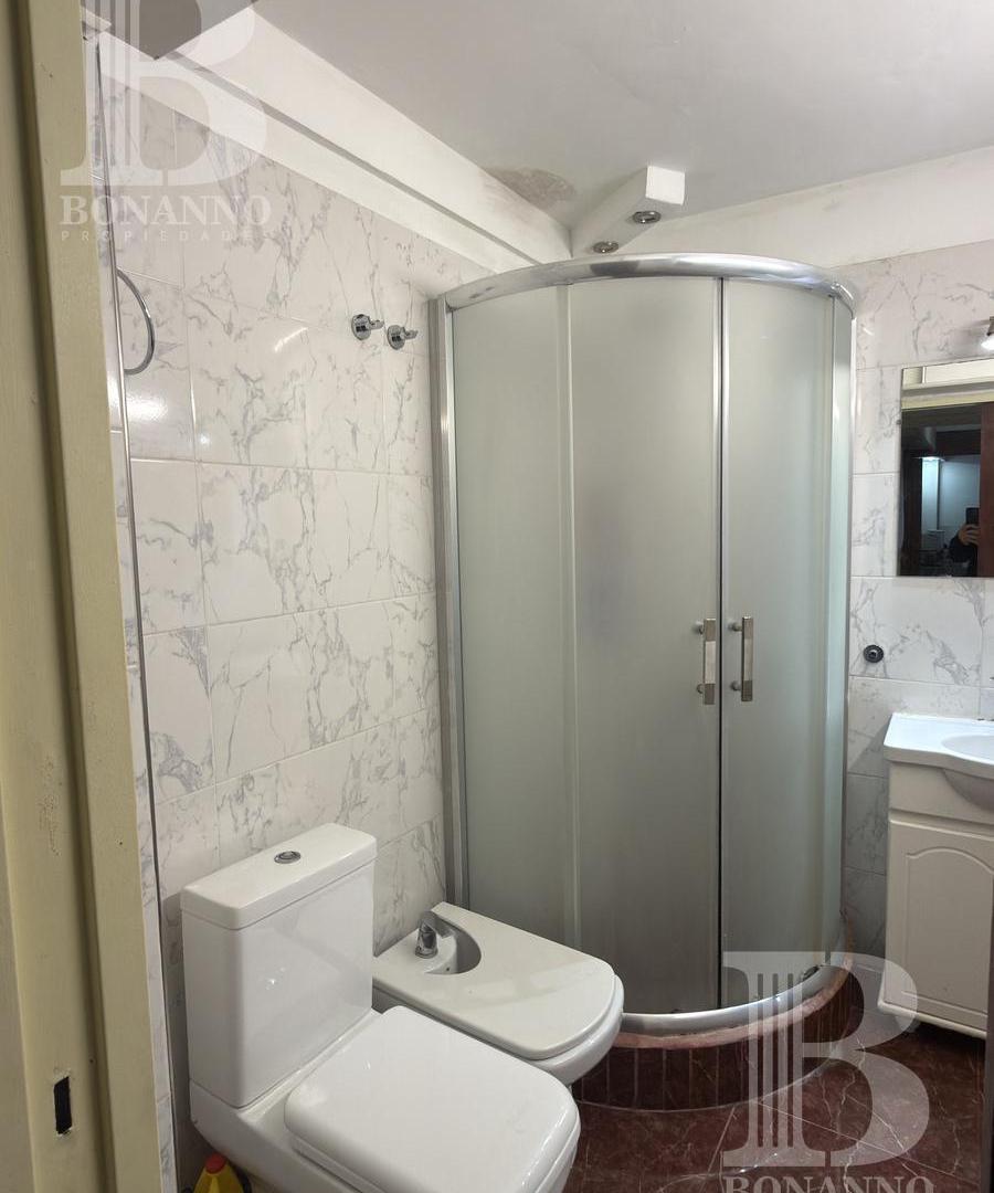 Foto de VENTA DEPARTAMENTO TRES AMB RECICLADO en Belgrano R, imagen 5