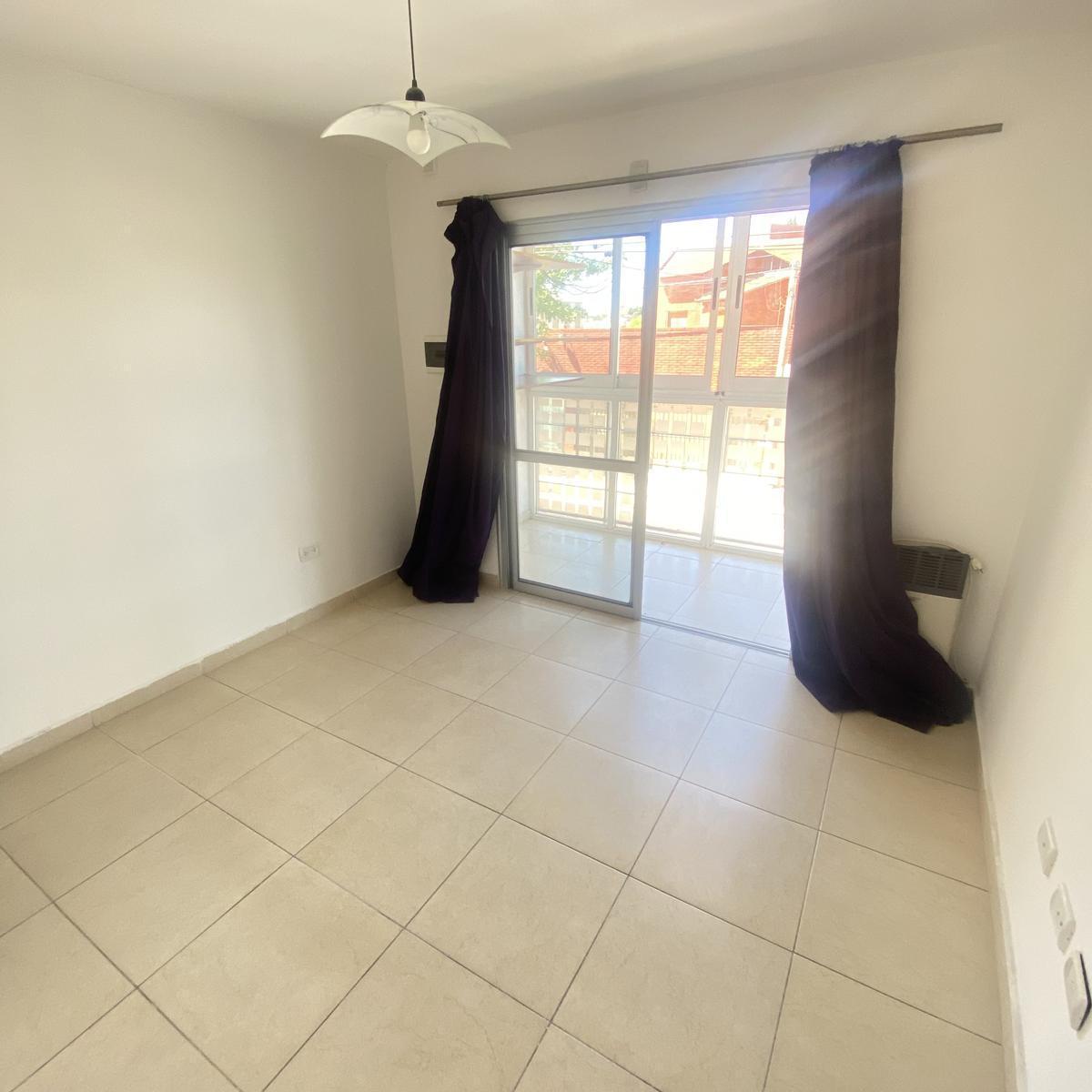 Departamento en San Nicolas de Los Arroyos 5