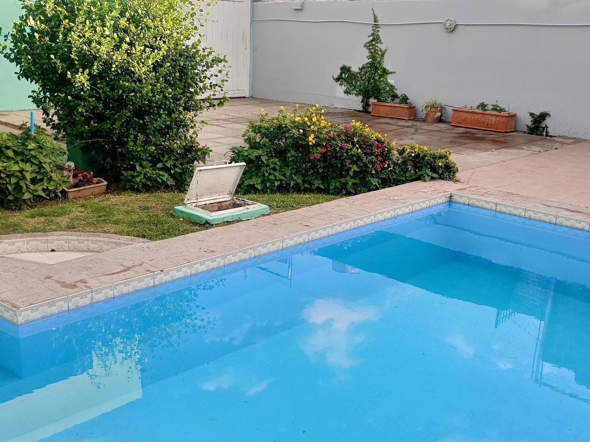 Casa en San Nicolas de Los Arroyos 2
