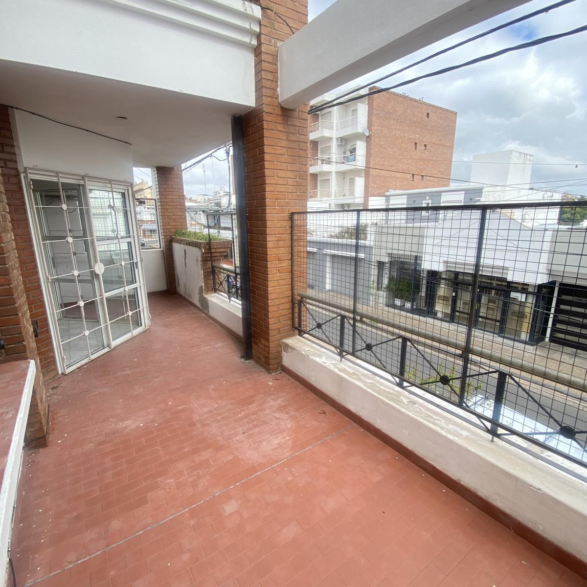 Departamento en San Nicolas de Los Arroyos 4