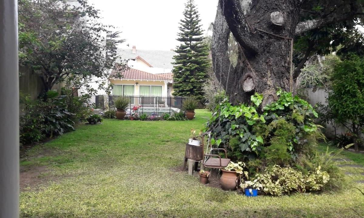 Chalet en Impecable Estado en Las Lomitas 3