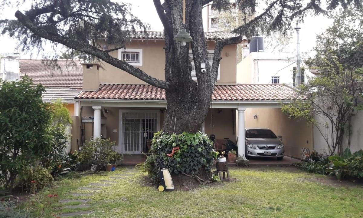 Chalet en Impecable Estado en Las Lomitas 5